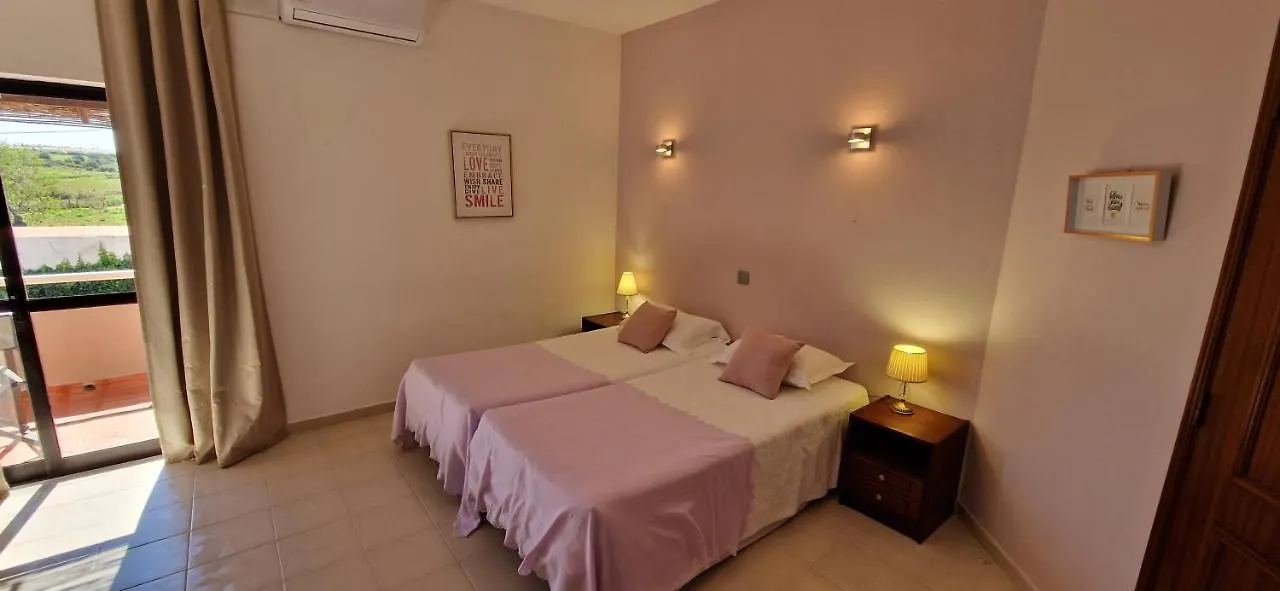 Casa Rosa Montes Hotel Luz 3*,