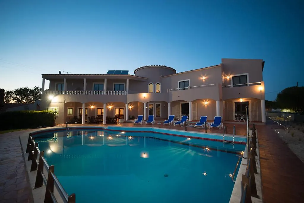 Casa Rosa Montes Hotel Praia Da Luz 3*,