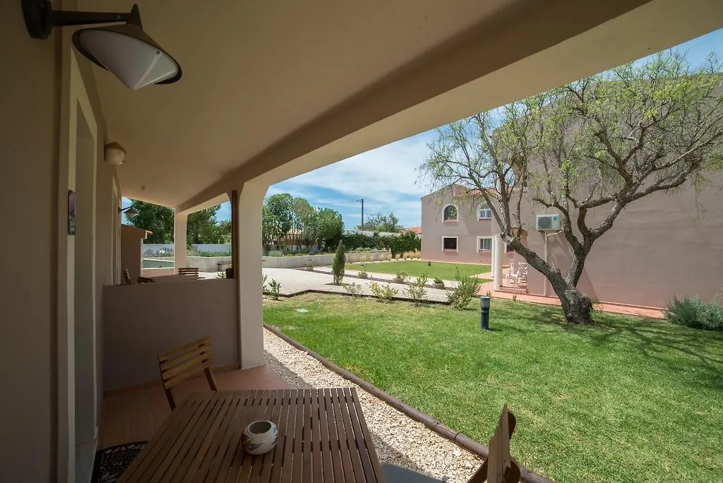 Casa Rosa Montes Hotel Praia Da Luz